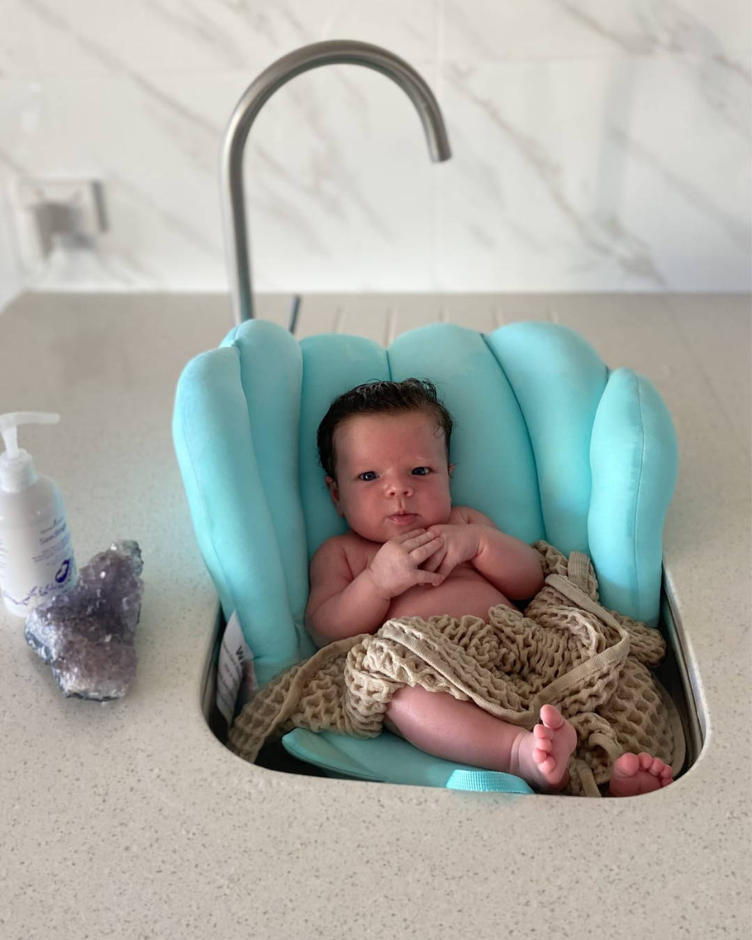 Cozy Bloom Waschbeckenbadewanne | Sanft, Sicher & Bequem