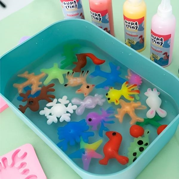 Kreatives Wasserspielzeug-Set | Beschäftigt Kinder – auf smarte Weise