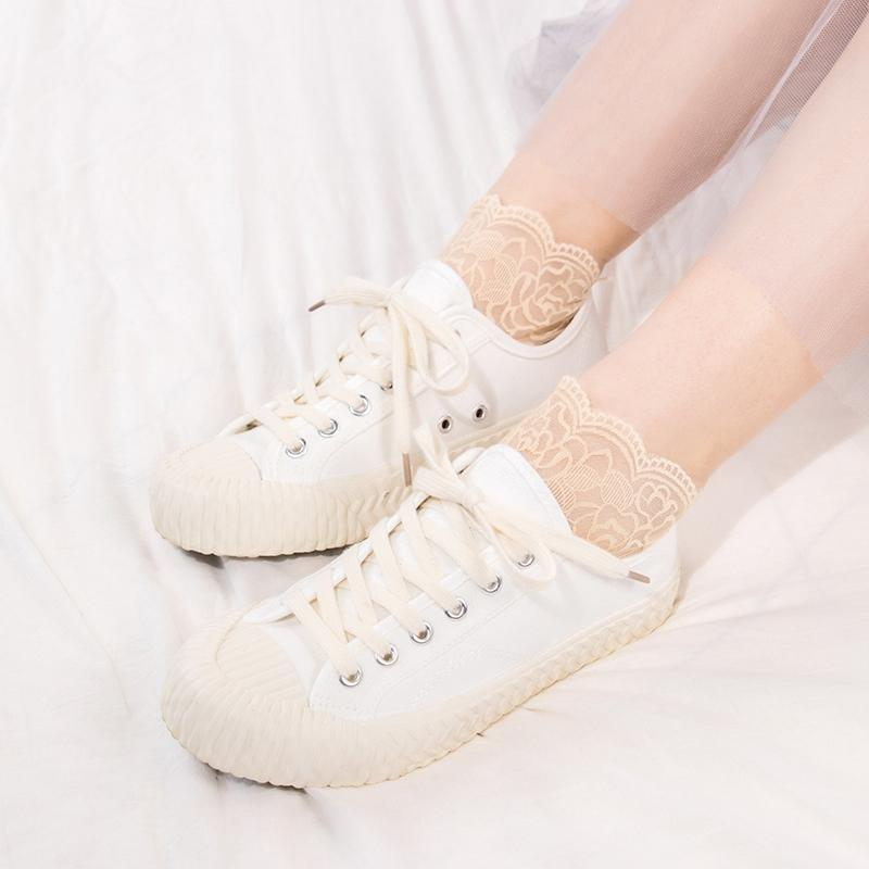 Spitzen-Socken | Unsichtbare Eleganz & Atmungsaktiver Komfort - 1 + 1 GRATIS