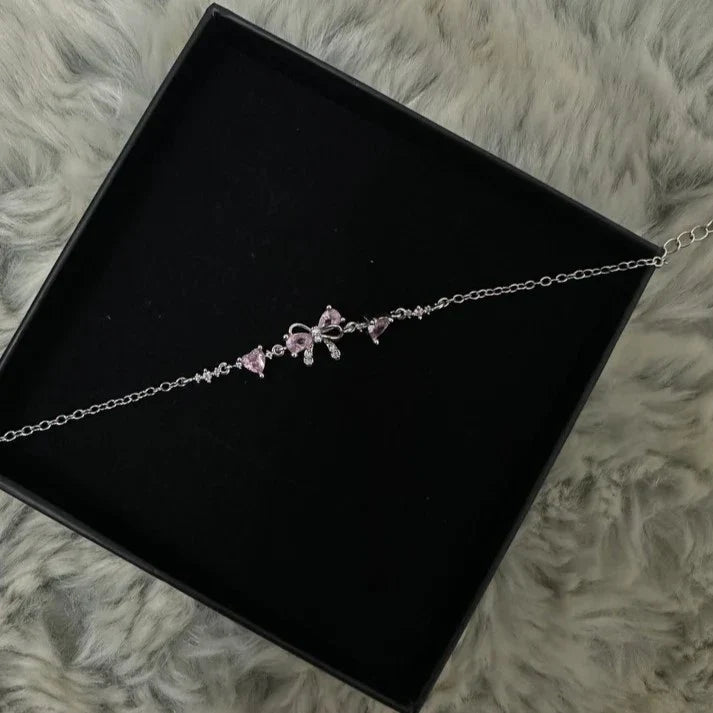 Nina Schleifen-Armband | Eleganter & Anpassbarer Schmuck